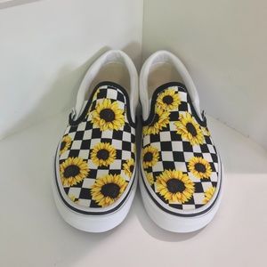CUSTOM SLIP ON SUNFLOWER VANS, SIZE W6